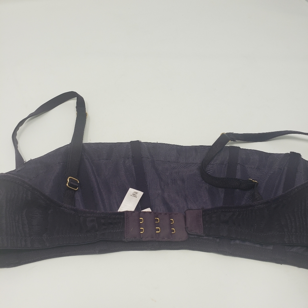 Victoria's Secret Bandeau, Size 36C - Picture 4 of 7